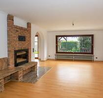 Wohnen wie im Haus: 110 qm mit Terrasse - Lampertheim