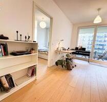 !! Wunderschöne Zwei-Zimmerwohnung wartet auf Bezug !! + EBK und Balkon - Berlin Mitte