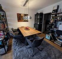 Helle Wohnung mit Terrasse und TG-Stellplatz in ruhiger Höhenlage - Deggendorf