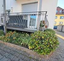 **Attraktive Erdgeschosswohnung mit Balkon** - Maintal