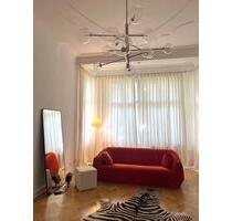 Stylish Altbau-Wohnzimmer nahe Kurfürstendamm - Berlin Charlottenburg-Wilmersdorf