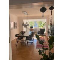 Wunderschöne Zwei- bis Dreizimmerwohnung an der Hardt - Wuppertal Elberfeld