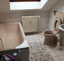 2 Zimmer DG-Wohnung - 380,00 EUR Kaltmiete, ca.  63,00 m² in Wurzen (PLZ: 04808)