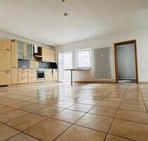 2,5 Zimmer Wohnung, offene Küche, Balkon, Badewanne - Alzey
