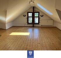 Für Individualisten! Außergewöhnliche Dachwohnung mit Charme! - Dresden Cotta