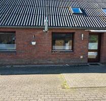 4 Zimmer Wohnung zu vermieten - 600,00 EUR Kaltmiete, ca.  100,00 m² in Weddingstedt (PLZ: 25795)