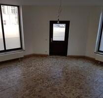 Große 5 Raum Altbauwohnung + Badewanne + Dusche - Dresden Pieschen