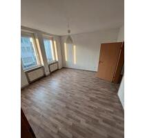 3 Zimmer Wohnung Iserlohn - 400,00 EUR Kaltmiete, ca.  70,00 m² in Iserlohn (PLZ: 58644) Grüne