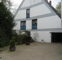 3 Zimmer 72qm Wohnung in Kattenesch zur Miete EBK Terrasse Garage - Bremen Neustadt