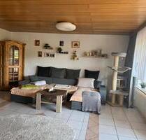 5 Zimmer Wohnung 110qm 2 Garagen, Balkon - Tiefenbach