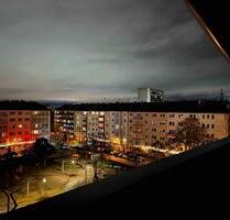 Penthouse­ 3,5 ZKB, ca. 140m2 , Dachterrasse, Wannenbad, Gäste-WC - Mainz Neustadt