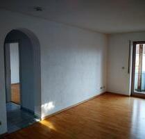 Attraktive 3-Zimmer-Wohnung inkl. großem Süd-Balkon & Einbauküche - Ellwangen (Jagst)