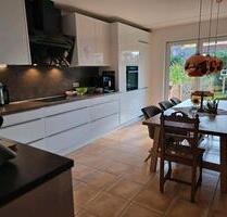Erdgeschosswohnung mit Südgarten in ruhiger Lage - Urmitz