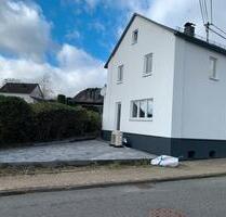 kleines saniertes Einfamilienhaus In Kurtscheid - Melsbach
