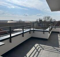 Über den Dächern der Stadt - exklusive Neubauwohnung mit Dachterrasse und zwei Stellplätzen - Weimar