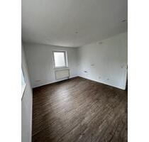 sehr schöne 2-ZImmer wohnung in Straubing West