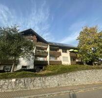 Renovierte 2-Zimmer-Wohnung mit Einbauküche und Balkon - Murg