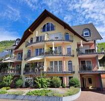 Erstbezug nach Renovierung - 3-Raum-Wohnung mit Südterrasse - Bruttig-Fankel