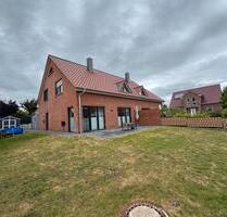 Moderne & hochwertige Doppelhaushälfte in Golfplatznähe - Neustadt am Rübenberge