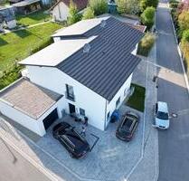 DHH mit moderner, gehobener, zeitloser Ausstattung zu vermieten - Aiterhofen