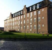 Helle 3-Zimmer-Dachgeschoss in der ehemaligen Grenzlandkaserne zu vermieten ! - Flensburg Altstadt