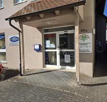 Attraktive Gewerbeeinheit mit vielseitigen Nutzungsmöglichkeiten in Nürnberg-Fischbach