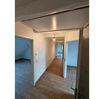 Charmante Dachgeschosswohnung 3 Zimmer, 70 m², zentrumsnah - Stadtallendorf