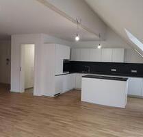 Moderne 3-Raum-Maisonette-Wohnung mit Balkon in Bayreuth