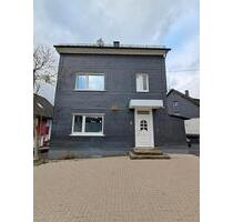 Großes Haus+Gewerbefläche vom Eigentümer, Terasse, 3 Parkplätze - Gummersbach Hepel