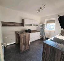 Helle moderne 3 Zimmer Wohnung mit Einbauküche Nähe Schlossbad - Neumarkt in der Oberpfalz Altenhof
