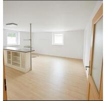 Sanierte Wohnung - 680,00 EUR Kaltmiete, ca.  55,00 m² in Burglengenfeld (PLZ: 93133)