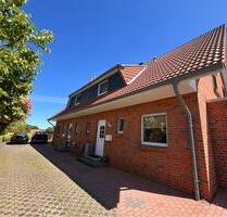 Privat: Doppelhaushälfte mit Garage, massiv gebaut, ruhige Lage - Bückeburg