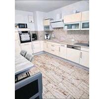Traumwohnung mit Granitboden, moderner Küche & 2 Balkonen - Frankenthal (Pfalz)