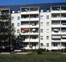 Familien Herzlich Willkommen! - 609,00 EUR Kaltmiete, ca.  64,95 m² in Dresden (PLZ: 01257) Leuben