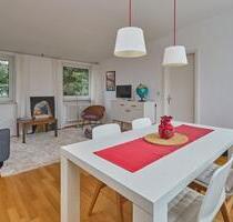 Möbliert Wohnung HH Westen 2 Zi Küche Bad Balkon 53qm Gepflegt - Hamburg Altona