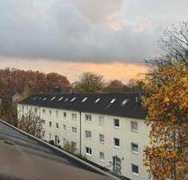 5-Zimmer Dachgeschosswohnung-140qm- 4 Balkone - Herne Baukau