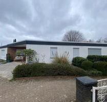 Freistehender Bungalow mit Einliegerwohnung Saarlouis-Steinrausch
