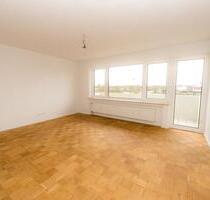Hochwertig sanierte 3-Z-Wohnung mit unverbaubarem Münsterblick - Neu-Ulm Burlafingen
