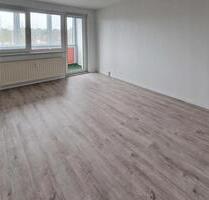 Schöner Ausblick ins Grüne! - 330,00 EUR Kaltmiete, ca.  50,70 m² in Neubrandenburg (PLZ: 17034) Datzeberg
