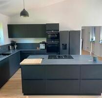Zwei Zimmer Wohnung in Meeder - 800,00 EUR Kaltmiete, ca.  97,00 m² in Meeder (PLZ: 96484)