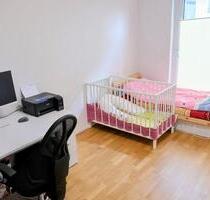 Moderne 3.5-Zimmer-Wohnung mit Garten in Leonberg Stadtzentrum
