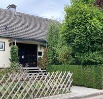 Ruhiges und großzügiges Wohnen in Emmerstedt - parkähnliches Grst - Helmstedt