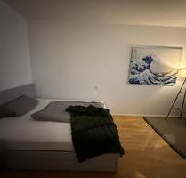 Frisch sanierte, möblierte 3-Zimmer-Wohnung mit Balkon, Wohnküche - Nürnberg Herrnhütte