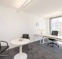 Privater Büroraum für 2 Person in Regus Königsallee 92a - Düsseldorf Stadtmitte