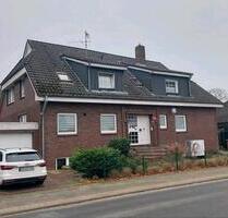2,5 ZKB Souterrain Wohnung mit EBK und Fußboden Heizung - Schortens