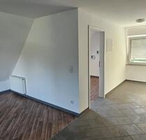 Schöne Dachgeschoss Wohnung im zentralen Vilseck