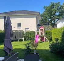 Für Familien: Modernes Haus mit niedrigen Energiekosten + Kamin - Kleinmachnow