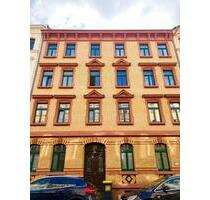 Stötteritz I frisch renoviert I Einbauküche I Bad mit Wanne I Balkon - Leipzig Südost