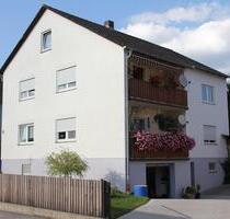 4-Zimmer Wohnung mit Balkon und Carport - Burglengenfeld