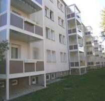 Willkommen in bester Lage – geräumige Wohnung mit Balkon - Borna